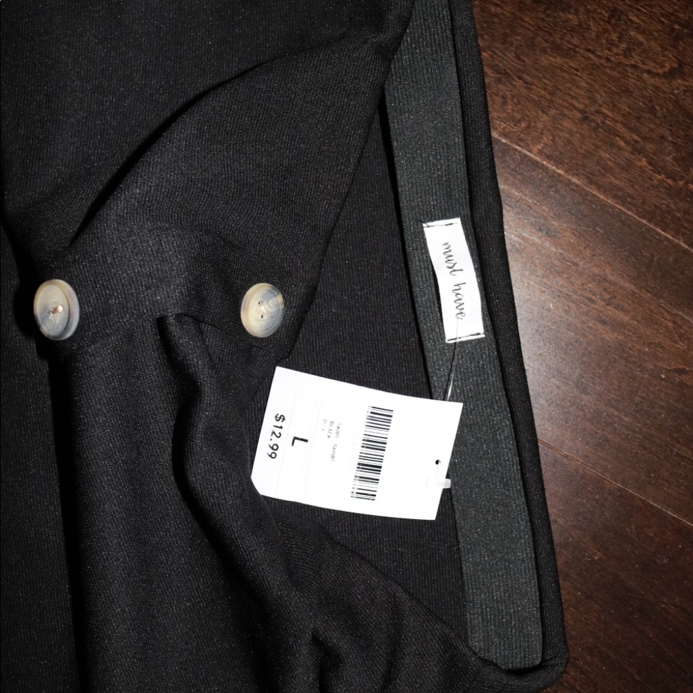 • NWT Forever 21 Button Skirt - Picture 4 of 4